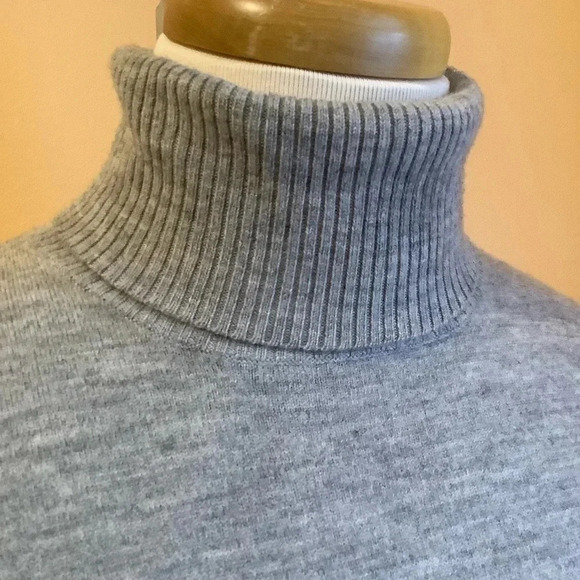 MERCER & MADISON Gray Merino Wool Knit Turtleneck Size M - Picture 5 of 12